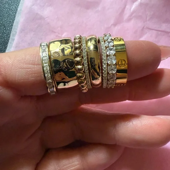 Set of 7 Gold plated Rings - Picture 7 of 8